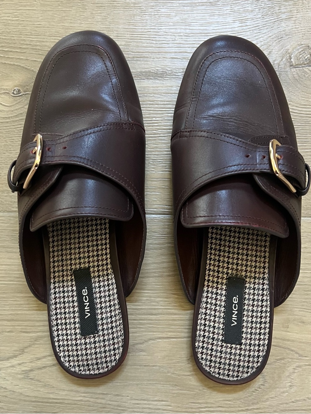 Vince Minetta Leather Slip-On Loafers EUC